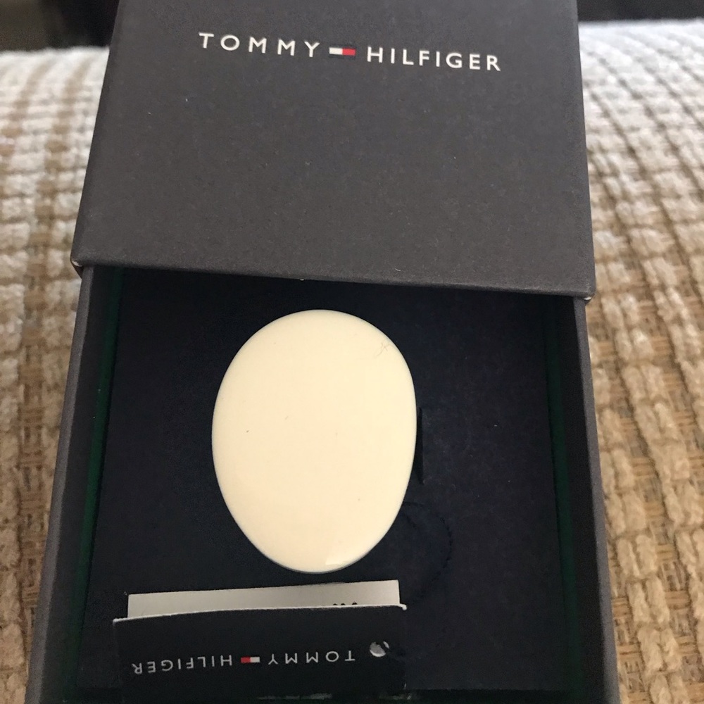 Tommy Hilfiger ring